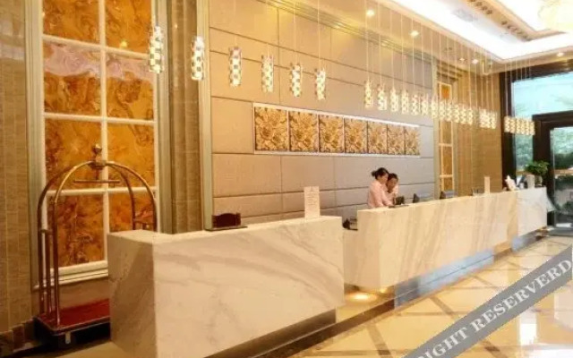 Langham Place Shenzhen (Shanglilang Metro Station)