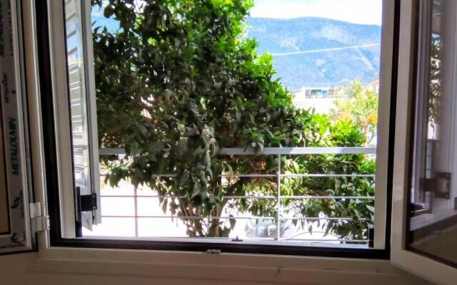 ,,,,,NEW ROOM APARTMENT,,,,, Kirra,ancient port of Delphi