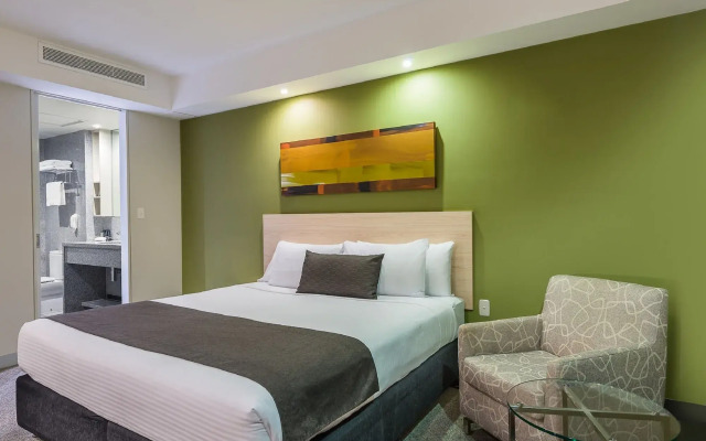 Mantra Melbourne Airport