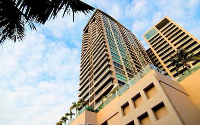 North Shore Condominium