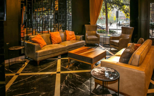 New Gate Hotel