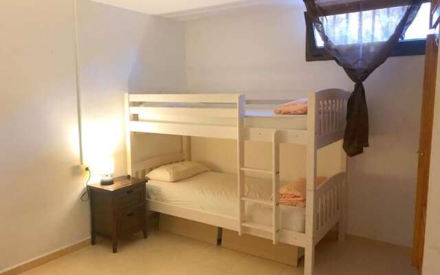 International Surf School & Camp - Hostel