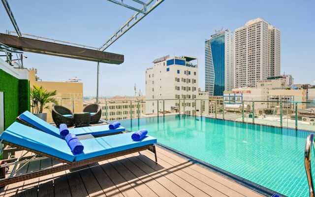 Celina Hotel & Apartment