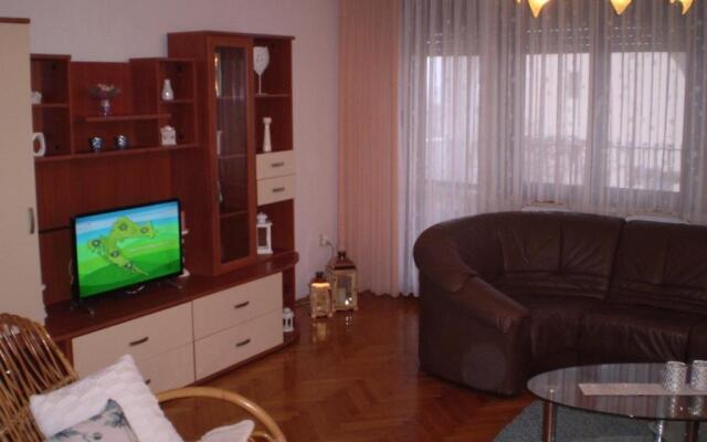 Apartment Durda - 250 m from sea