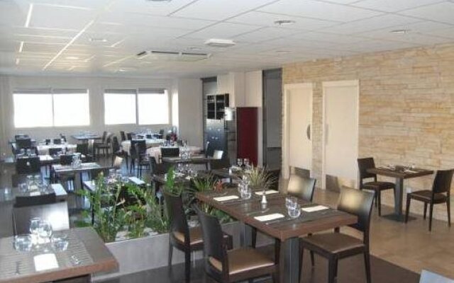 Hôtel - Restaurant La Caborne
