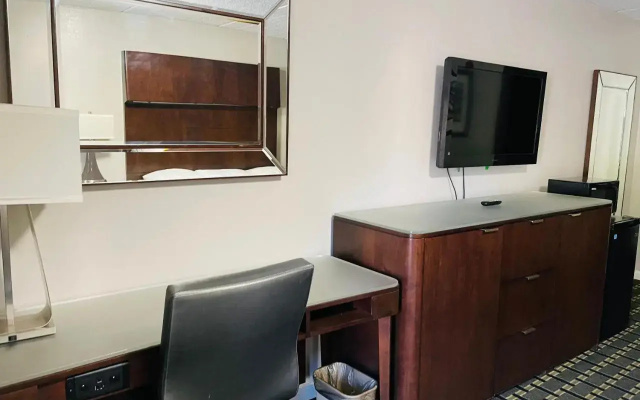 Americas Best Value Inn Greenwood