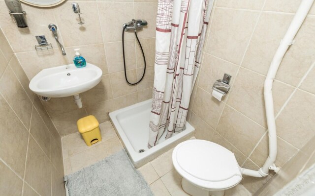 Amazing Home in Donja Klada With 3 Bedrooms, Outdoor Swimming Pool and Wifi