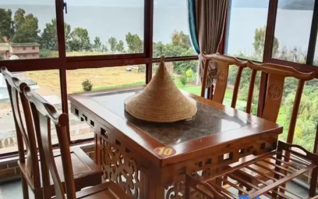 Yuxi Fuxian Lake Blue Lake Time Homestay – Balcony – Yuxi