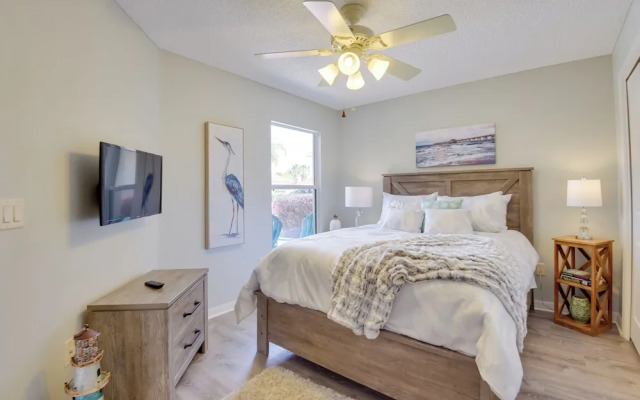 Courtyard Villa w/ Lanai & Community Amenities!