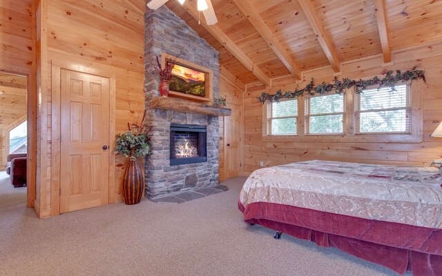 Destinys Lodge by Vtrips