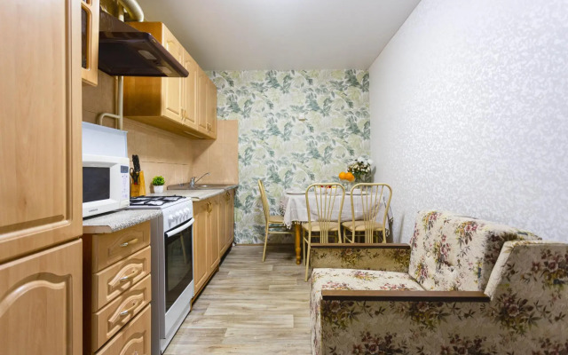 Moment House on 47 Belovezhskaya Street