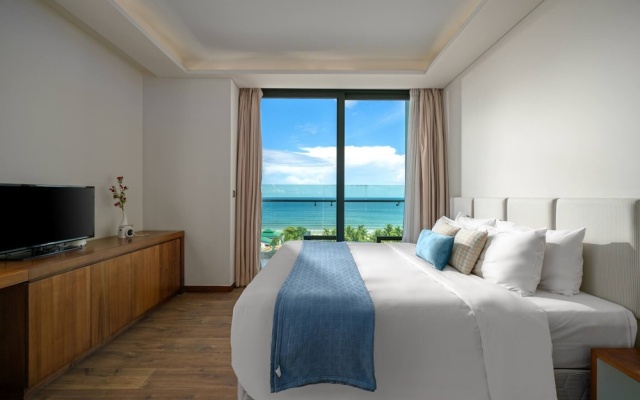 Exclusive 120sqm 2bdr Corner Suite Rooftop Pool – Guest Rooms – Da Nang