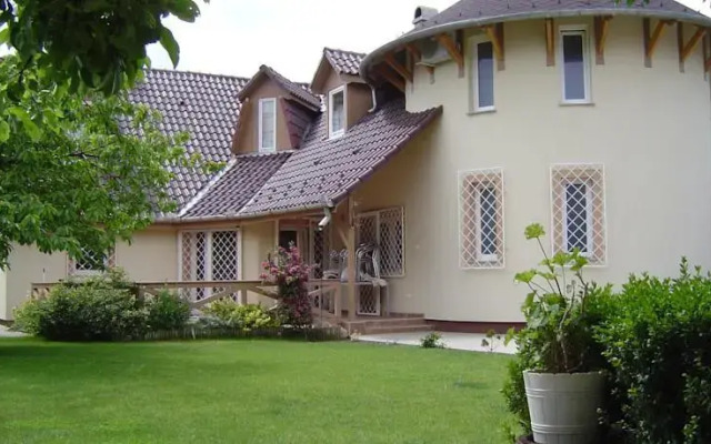 Tuskevar Vendeghaz