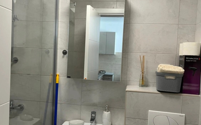 Dora, Above The Clouds 2