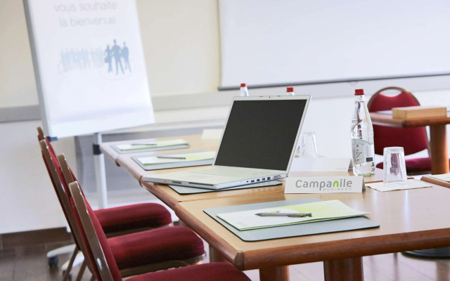 Hotel Campanile Beauvais