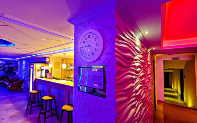Metropol Hotel