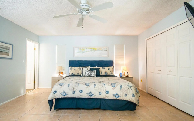 Beach Potato - 3404 Gulf Dr 5