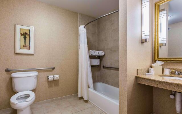 Hilton Garden Inn Milwaukee Northwest Conference Center