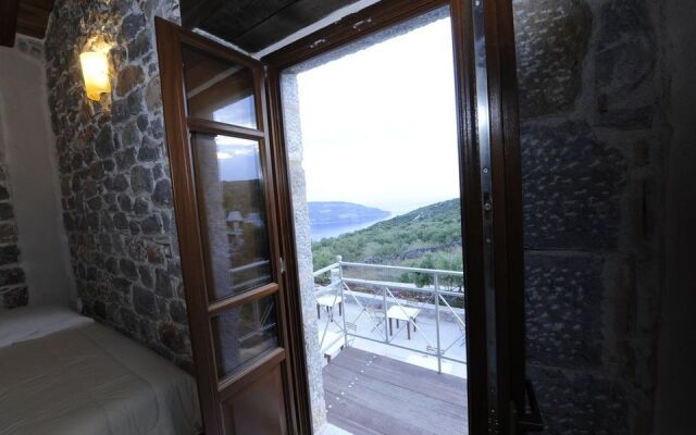 Xemoni Hotel
