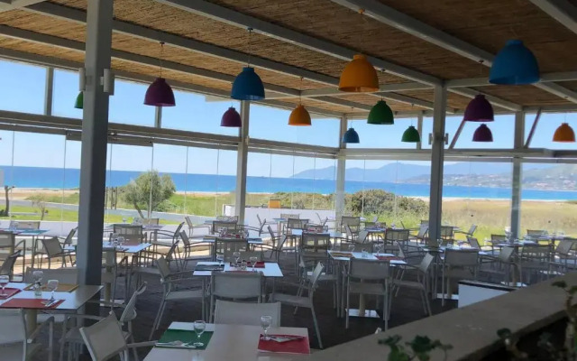 Sirenes Beach