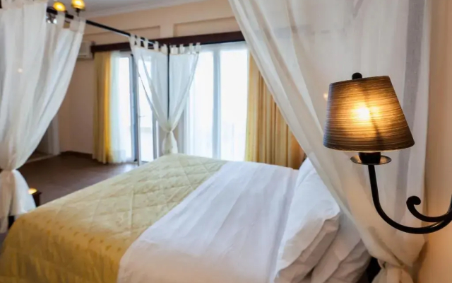 Pantheon City Hotel