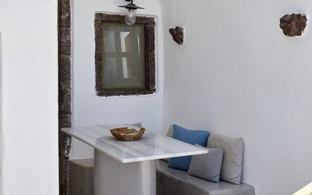 Rhenia's Suites