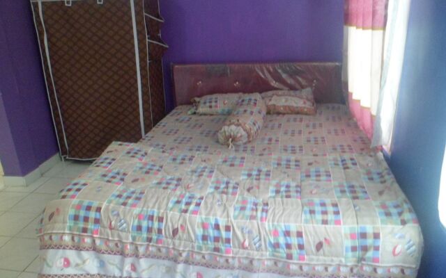 Villa Kota Bunga Cosmos