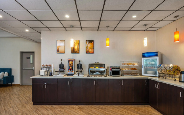 Comfort Inn & Suites Barrie