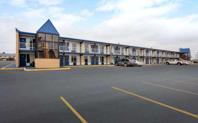 Days Inn by Wyndham Perrysburg/Toledo