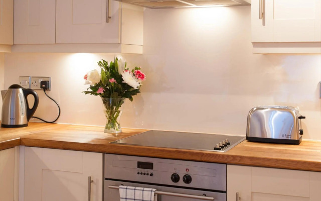 The Drummond Street Residence