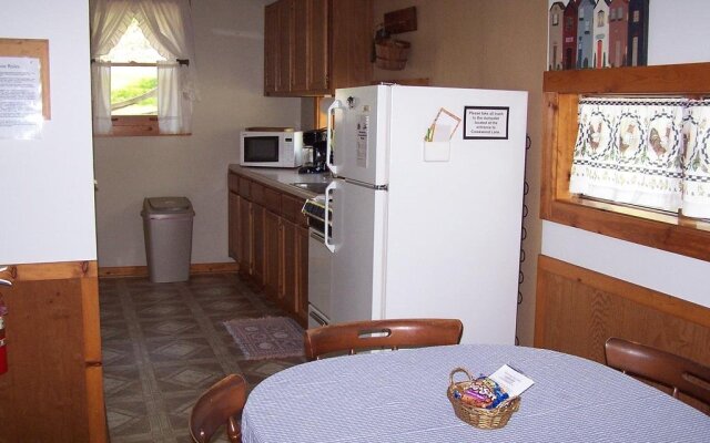 Cabin Creekwood