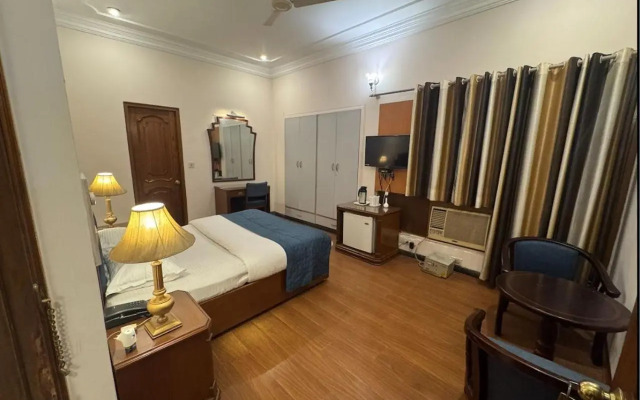 OYO 2147 Hotel Imperial House