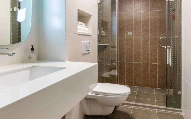 Ibis Xiamen Dongdu Cruise Center Hotel