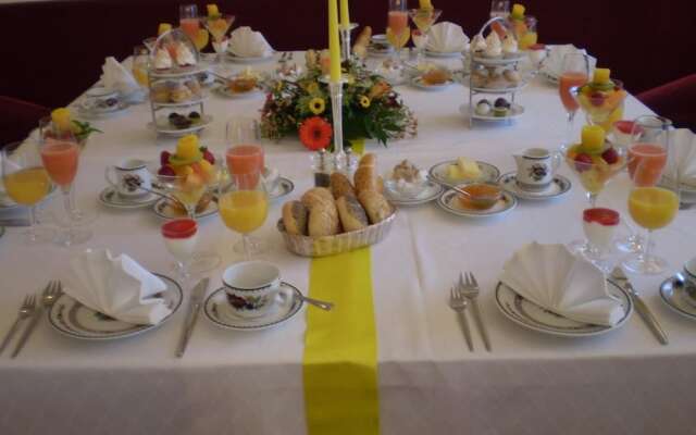 Hotel Christine