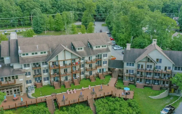 Suites at Silver Tree A124