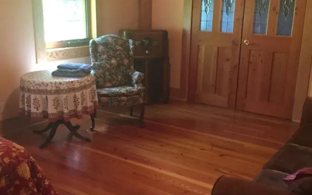 Sacred Clay Inn