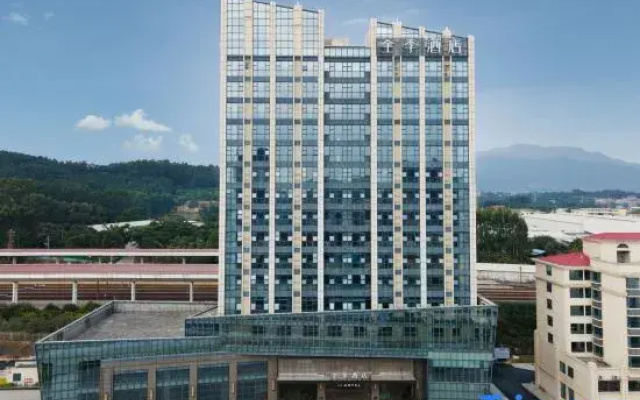 JI Hotel (Jiaomei Railway Station)