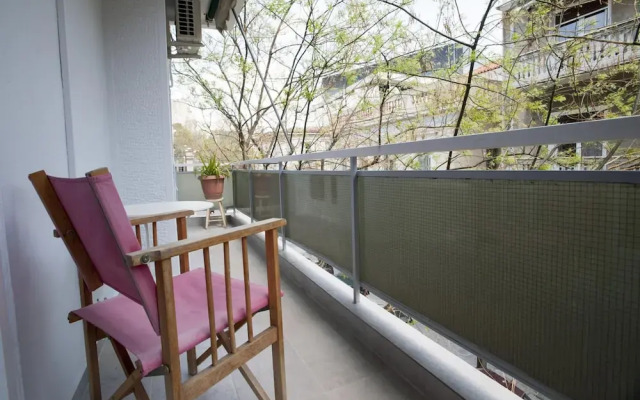 Modern - Vintage Apartment by Acropolis Museum