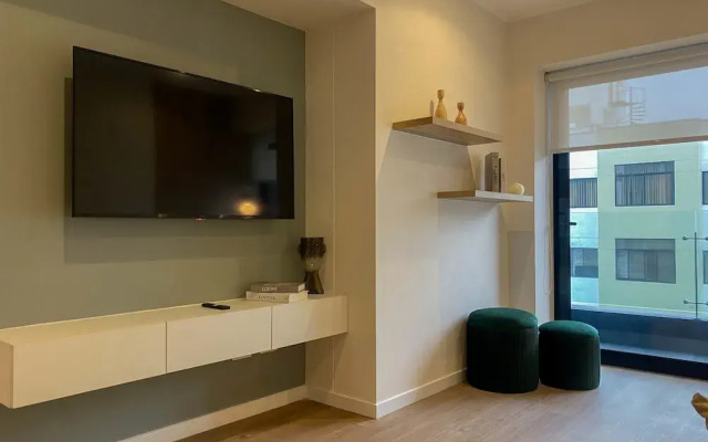 w Sensational 2BR in Miraflores Near Larcomar