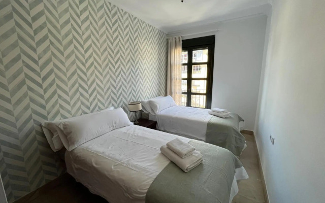 Apartamento Familiar Centro + PARKING