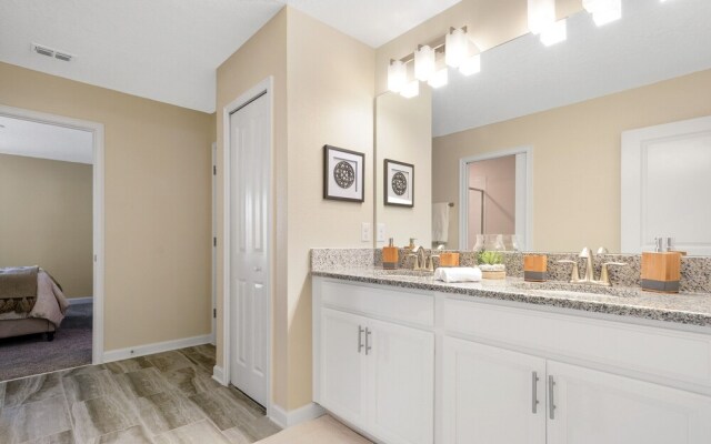 1575OL Ultimate 8 Bedroom