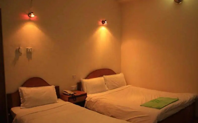The White Lake Hotel