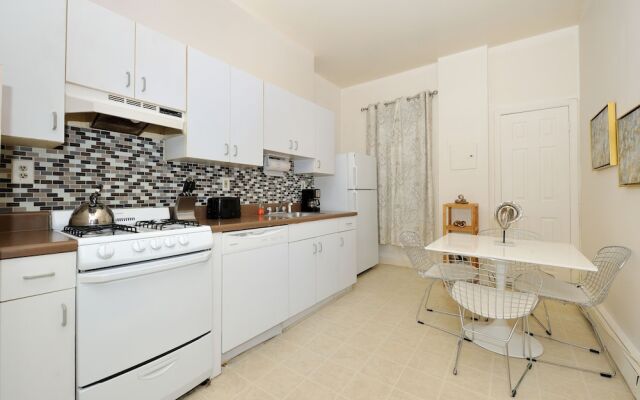 Jersey, Hoboken 113 Fourteenth St 1 Bedroom Apts