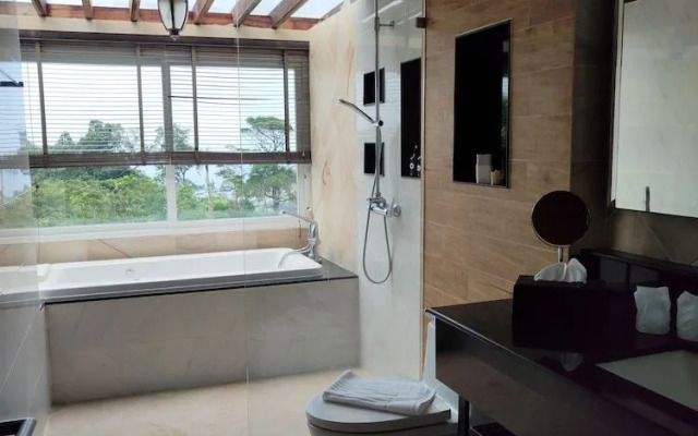 Phuket Jungle Experience Resort