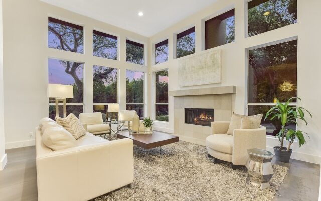 510 Austin - 5 Br Home