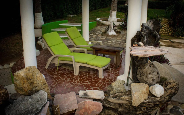 Suites & Hotel Punta Esmeralda