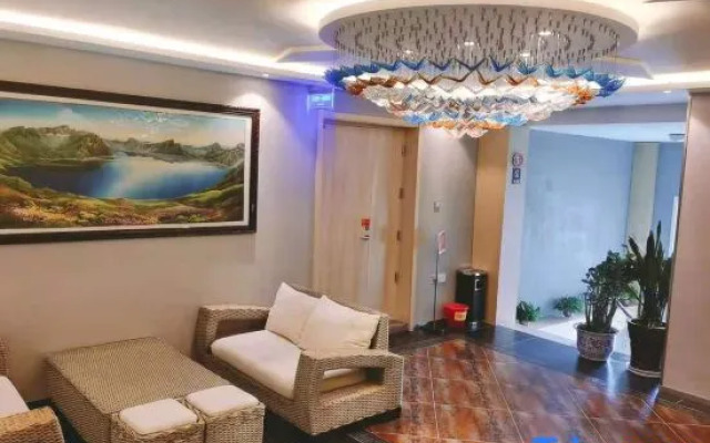 Elysees  Hotel