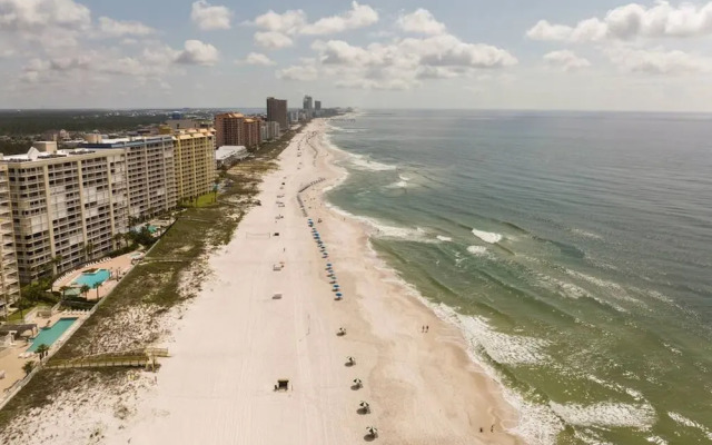 Pelican Pointe1204 3BR 2BA Gulf-front