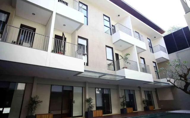 ZEN Rooms Permata Karawaci Syariah