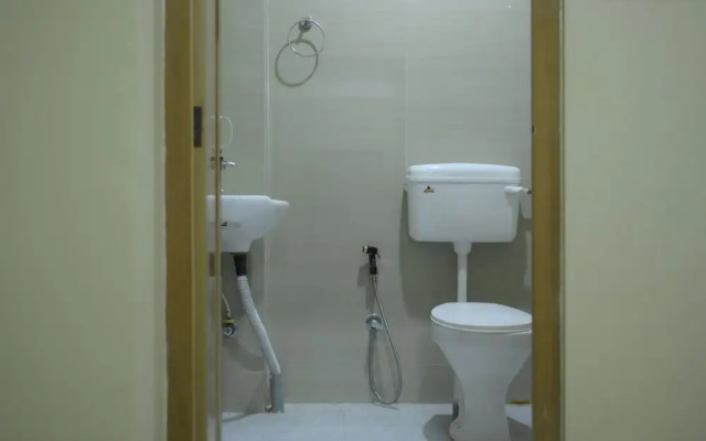 Hotel Pohor Regency Near Kamakhya Foot Bridge